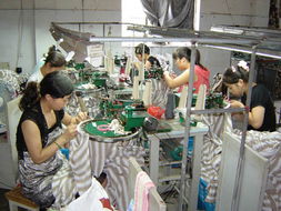從一根線(xiàn)到非凡財(cái)富 “搖錢(qián)馬”電腦針織機(jī)械如何顛覆傳統(tǒng)海鹽毛衣之鄉(xiāng)？
